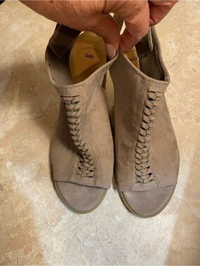 GAP Taupe Braided Open-Toe Suede Heeled Booties